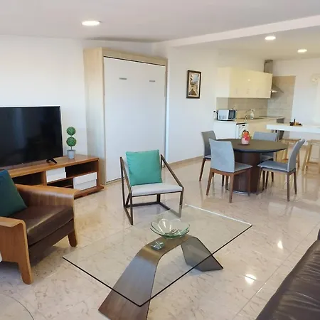Lucia Holiday home *